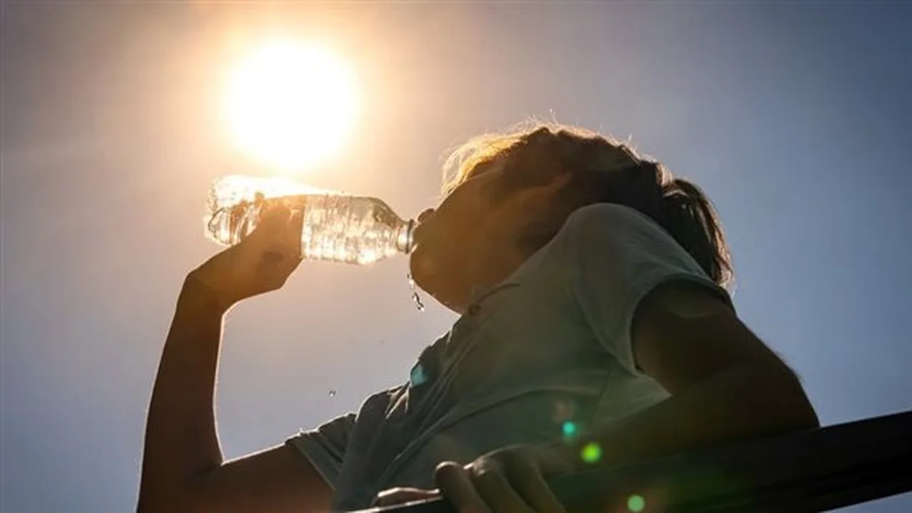 موجة حارة جديدة.. درجات الحرارة المتوقعة بمختلف محافظات مصر اليوم الأحد